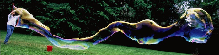 king-of-big-giant-huge-bubbles-35-feet