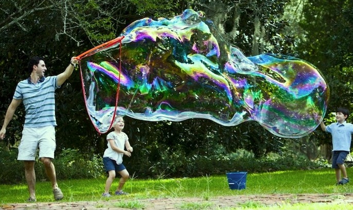 HUGE BUBBLES!